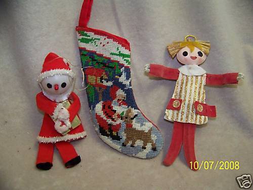 VINTAGE CHRISTMAS DECORATIONS MINIATURE STOCKING+ELVES  