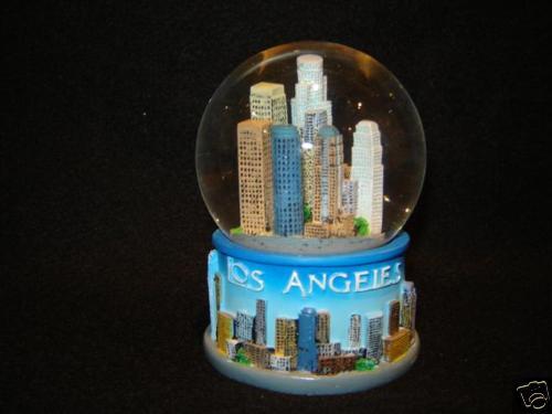 LOS ANGELES CALIFORNIA SNOWDOME SNOW GLOBE NEW  