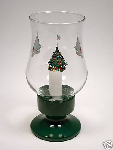 Avon Christmas Traditions Christmas Tree Hurricane Lamp  