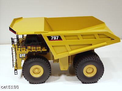 Caterpillar 797 Dump Truck   1/50   NZG #466   MIB  